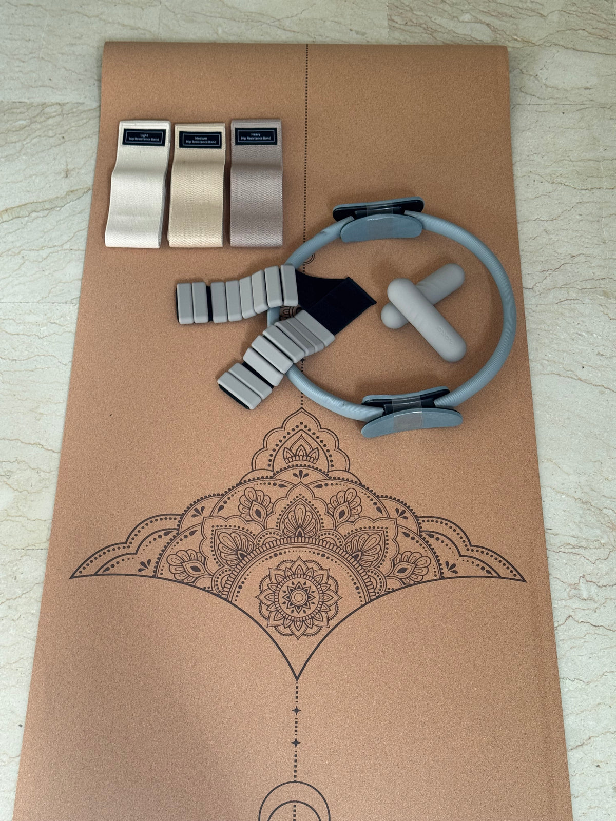 PILATES ESSENTIAL KIT - GREIGE
