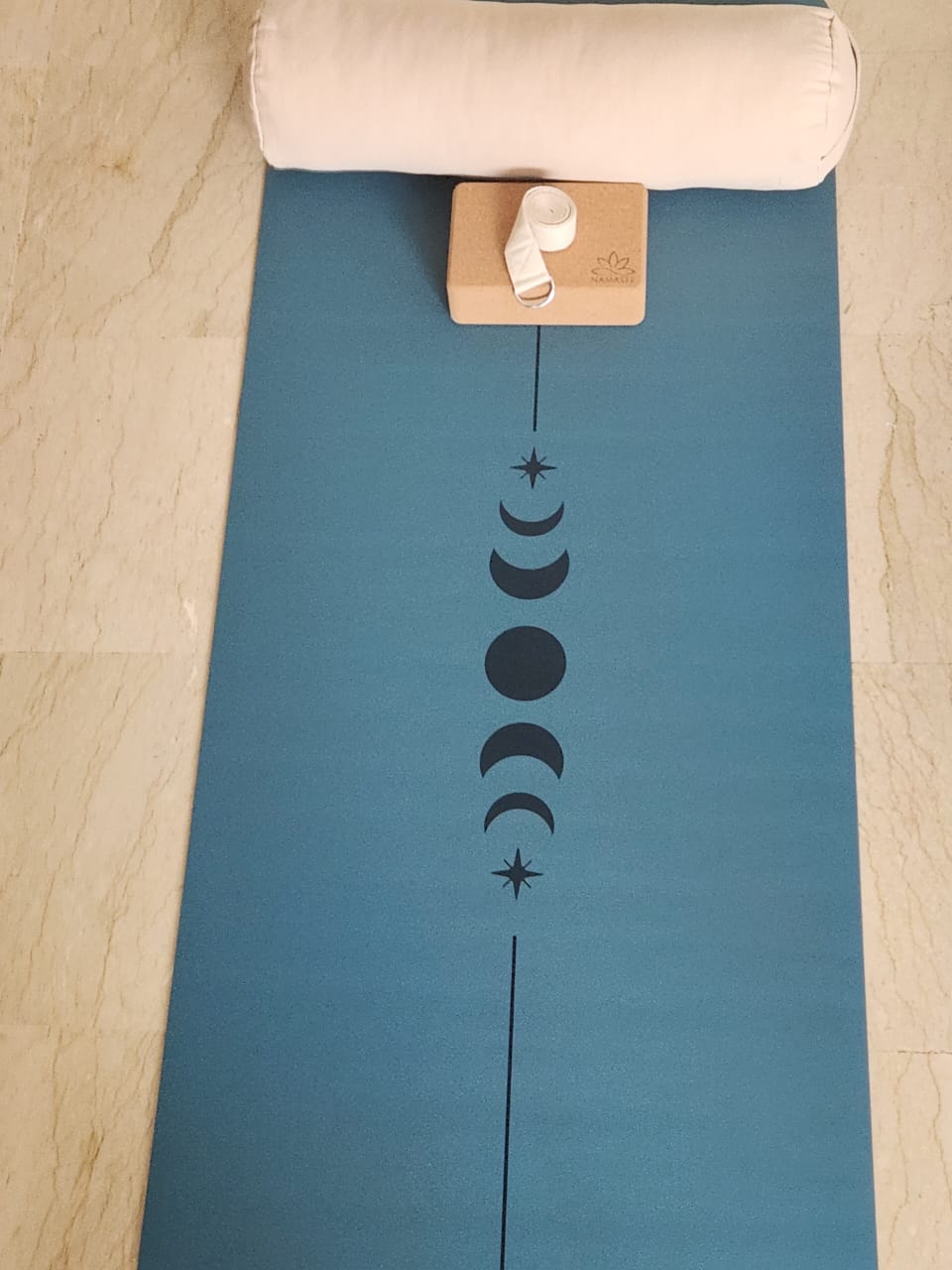 Tapis de yoga en caoutchouc naturel et polyuréthane – Moon Bleu